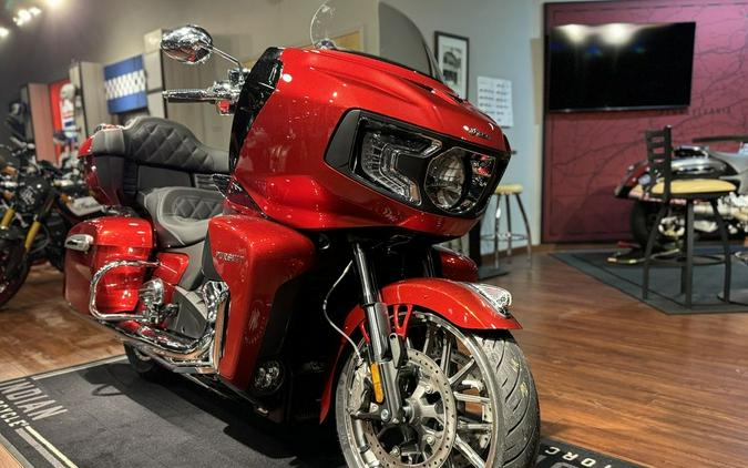 2024 Indian Motorcycle® Pursuit® Limited Sunset Red Metallic