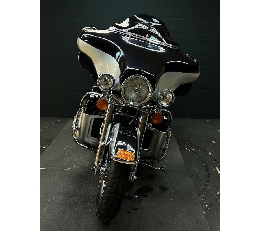 Harley-Davidson Electra Glide Ultra Limited 2012 FLHTK BLUE/ SILVER