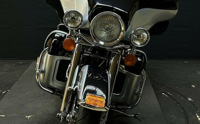 Harley-Davidson Electra Glide Ultra Limited 2012 FLHTK BLUE/ SILVER