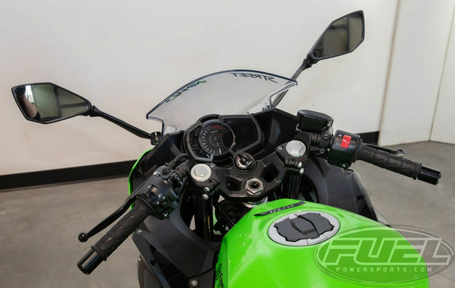 2023 Kawasaki Ninja 400 KRT Edition
