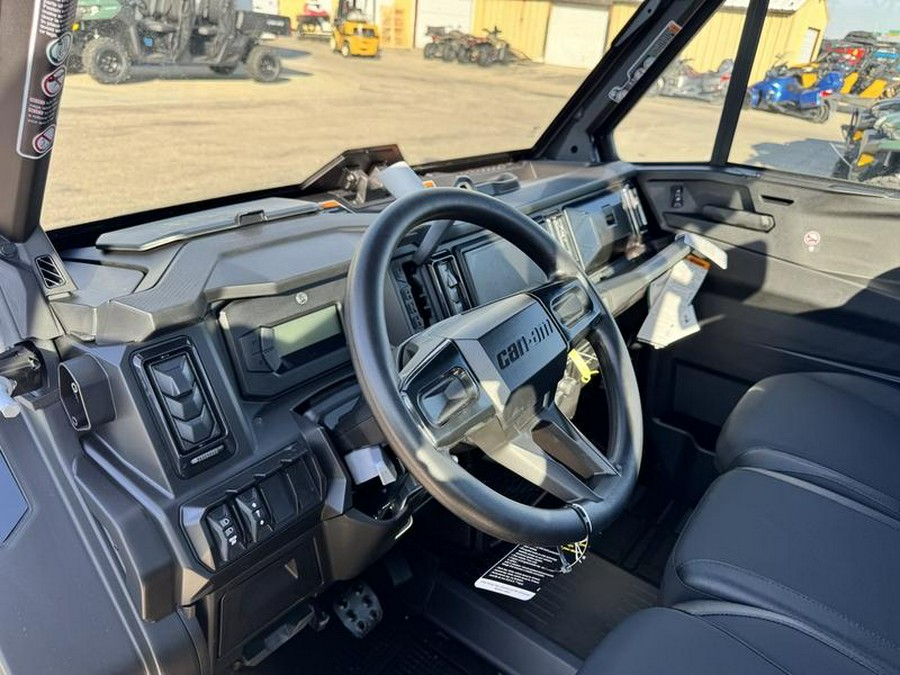 2026 Can-Am® Defender Limited HD11