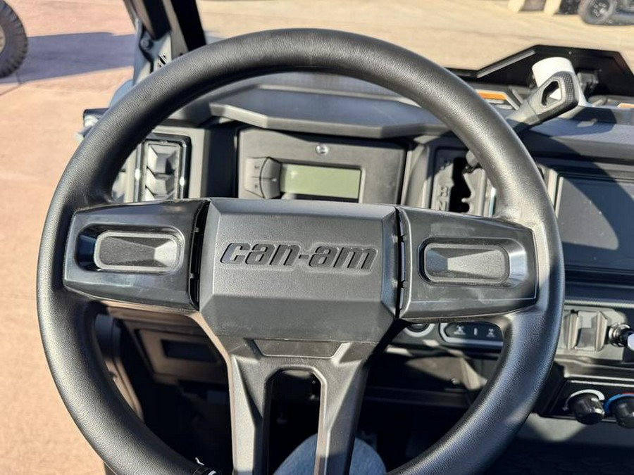 2026 Can-Am® Defender Limited HD11