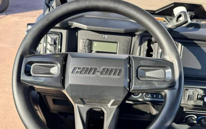 2026 Can-Am® Defender Limited HD11