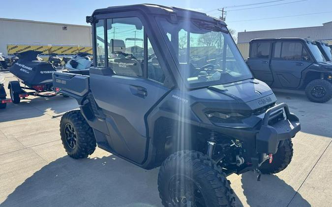 2026 Can-Am® Defender Limited HD11