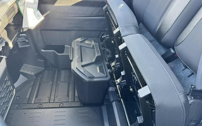 2026 Can-Am® Defender Limited HD11