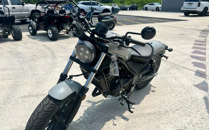 2026 Honda Rebel 300 E-Clutch