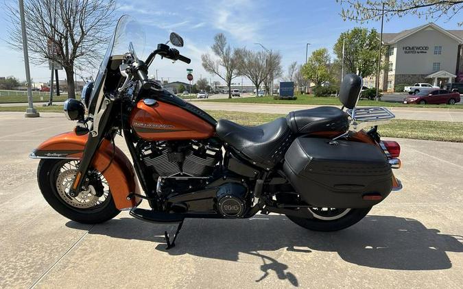 2020 Harley-Davidson® FLHCS - Heritage Classic 114