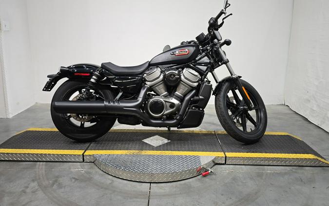 RH975 2023 Nightster™