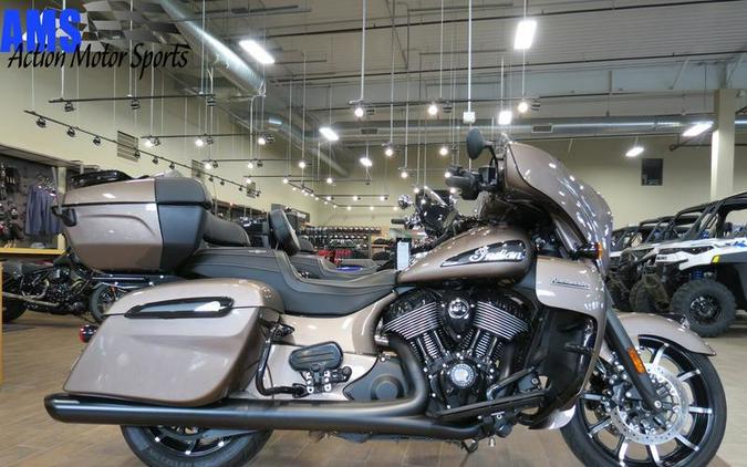2022 Indian Motorcycle Roadmaster Dark Horse Polished Bronze