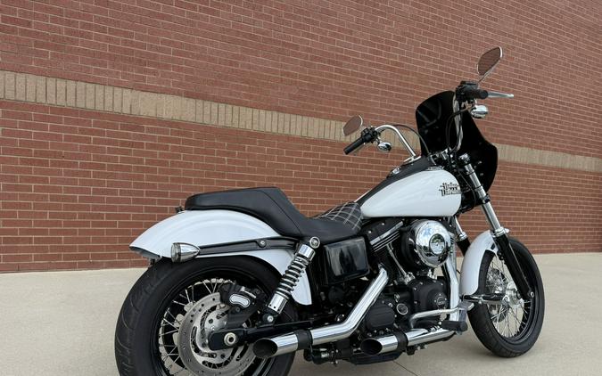 2016 Harley-Davidson® Street Bob® Crushed Ice Pearl