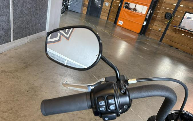 Harley-Davidson® Street Bob™ 114 2024