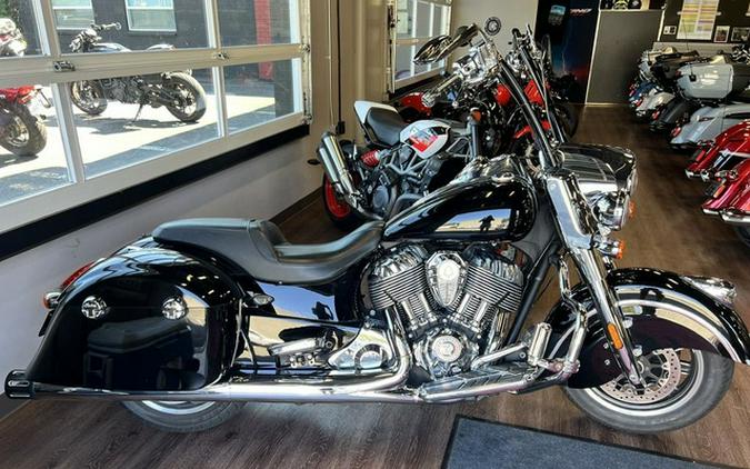2018 Indian Springfield ABS Thunder Black ABS Steel Gray Over Burgundy Metallic