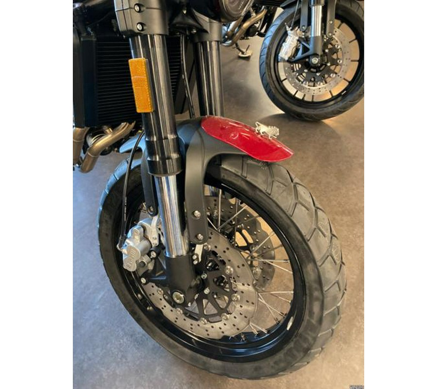 2022 Benelli Leoncino Trail