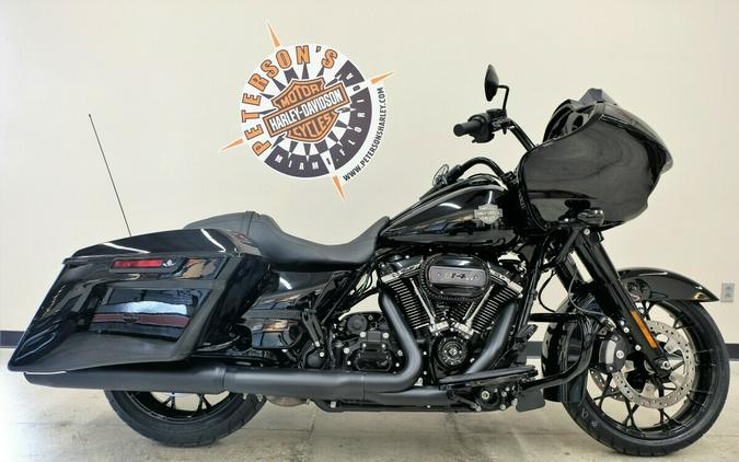 2023 FLTRXS Road Glide® Special - In Vivid Black