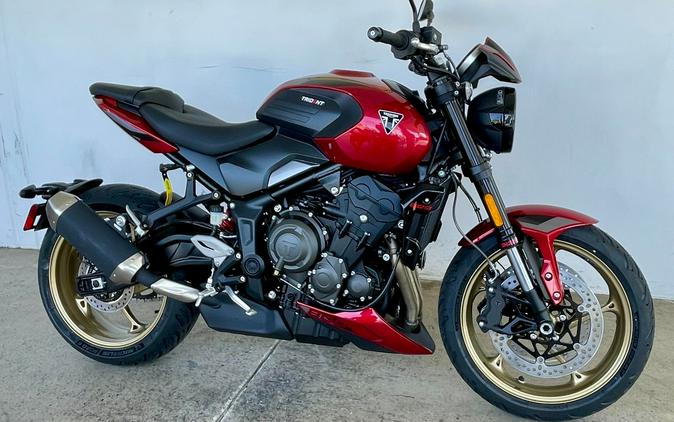 2026 Triumph TRIDENT 800