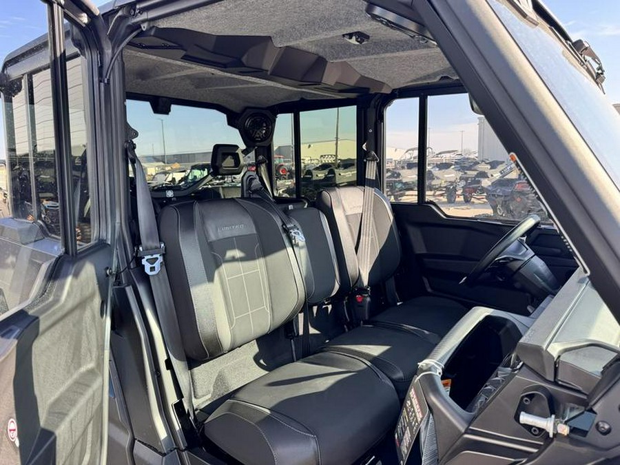 2026 Can-Am® Defender MAX Limited HD11