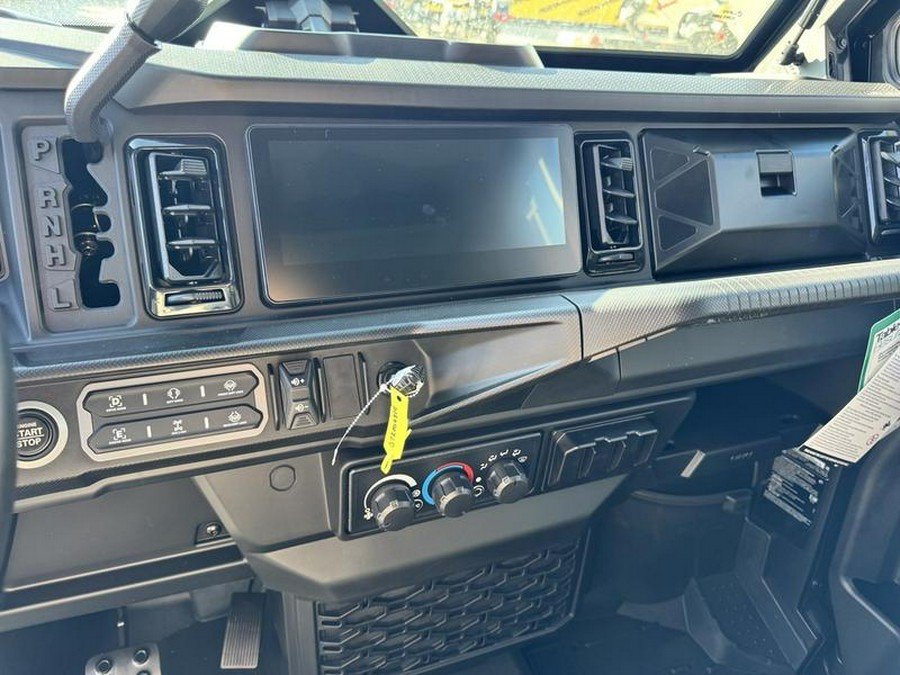 2026 Can-Am® Defender MAX Limited HD11