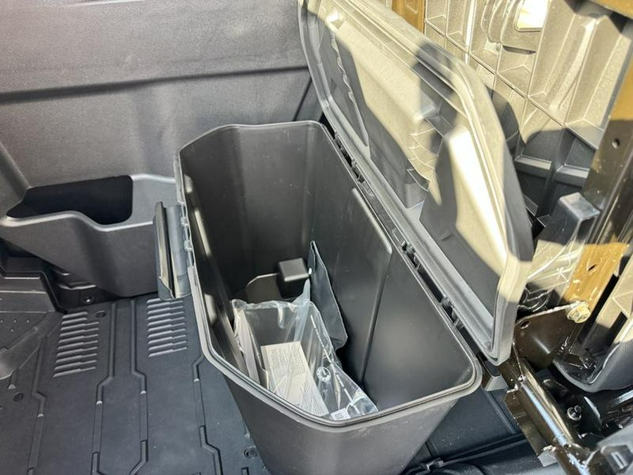 2026 Can-Am® Defender MAX Limited HD11