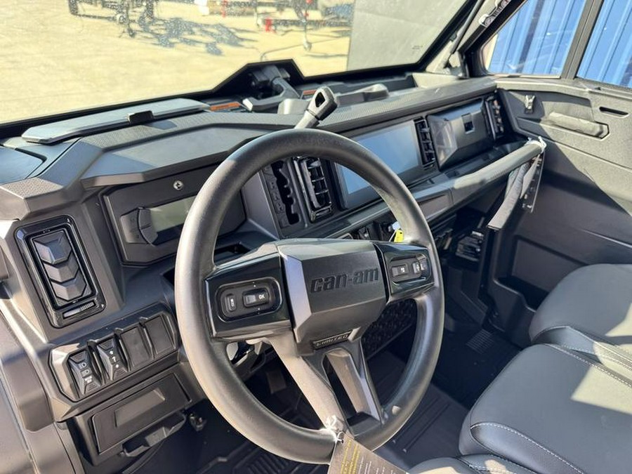 2026 Can-Am® Defender MAX Limited HD11