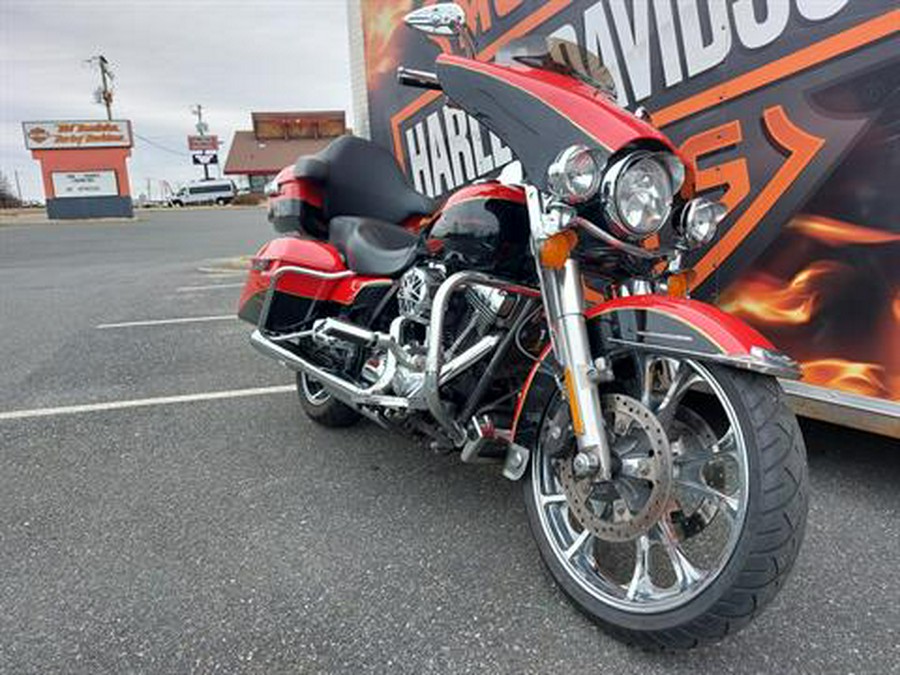 2014 Harley-Davidson Police Road King®