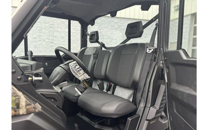 2026 Can-Am DEFENDER XT CAB HD11