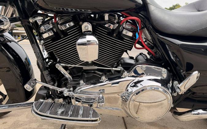 2017 Harley-Davidson Road Glide Special FLTRXS