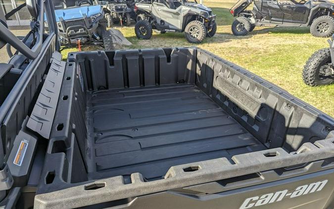 2024 Can-Am® Defender DPS HD7 Tundra Green