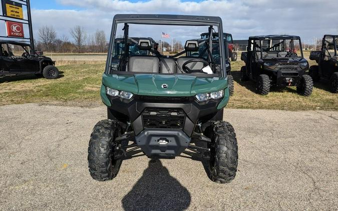 2024 Can-Am® Defender DPS HD7 Tundra Green