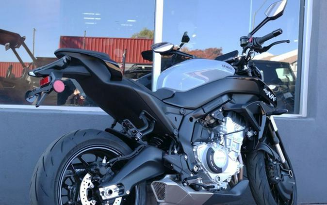 2026 CFMOTO NK 675