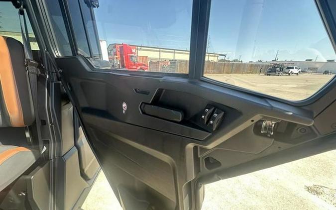 2026 Can-Am Defender MAX LONE STAR CAB HD11