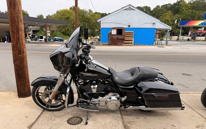 2019 Harley-Davidson Street Glide FLHX