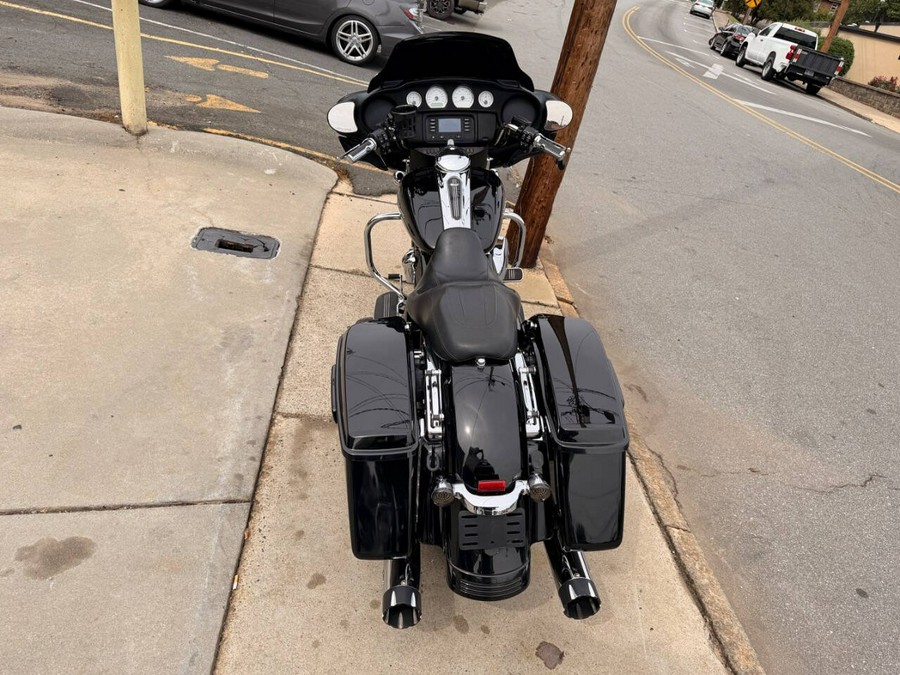 2019 Harley-Davidson Street Glide FLHX