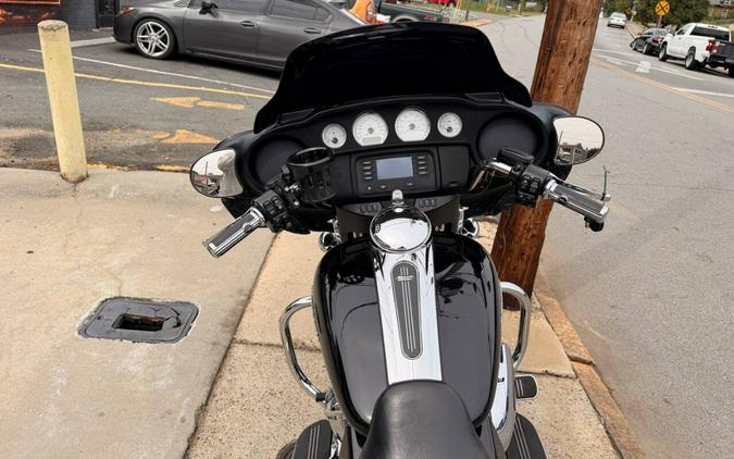 2019 Harley-Davidson Street Glide FLHX