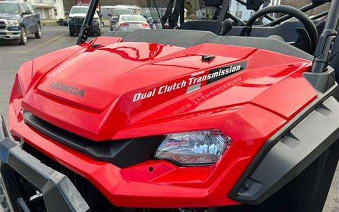 2023 Honda Pioneer 1000-6 Deluxe Crew