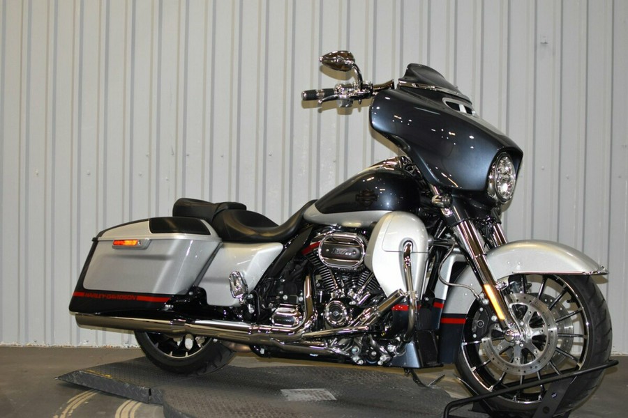 2019 Harley-Davidson CVO Street Glide