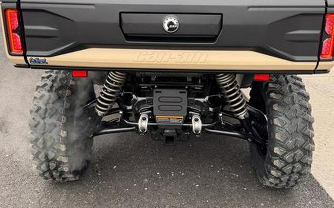 2026 Can-Am® Defender MAX Limited HD11 Desert Tan & Carbon Black