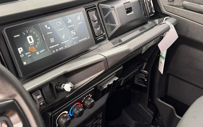 2026 Can-Am® Defender MAX Limited HD11 Desert Tan & Carbon Black