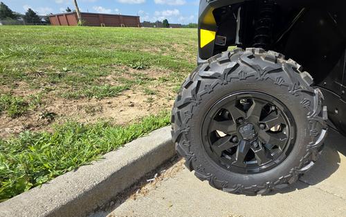 2026 Can-Am Defender DPS HD9