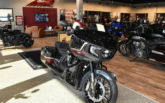 2026 Indian Motorcycle® Challenger Dark Horse Signature Series Abyss Metallic / Red Allert
