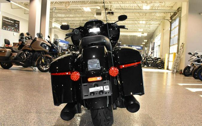 2026 Indian Motorcycle® Challenger Dark Horse Signature Series Abyss Metallic / Red Allert
