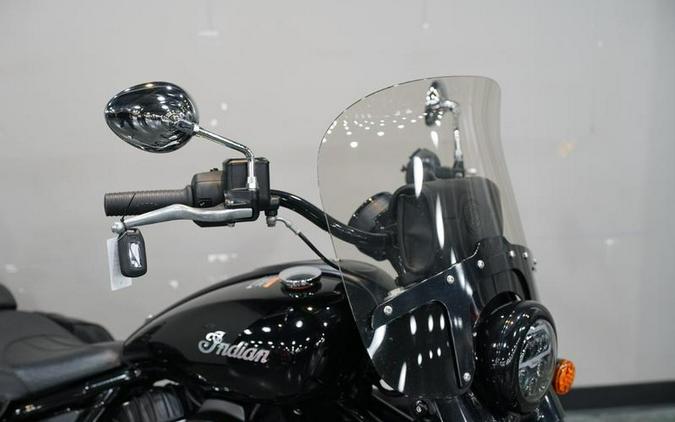 2022 Indian Motorcycle® Super Chief® Black Metallic