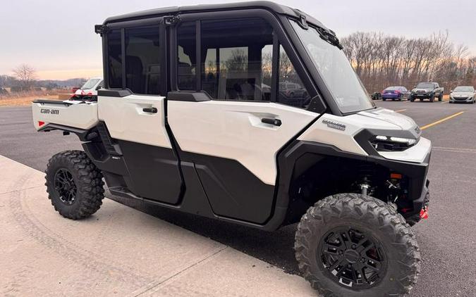 2026 Can-Am® Defender MAX Limited HD11