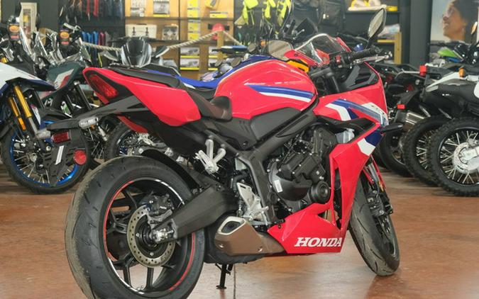 2026 Honda CBR650R E-Clutch