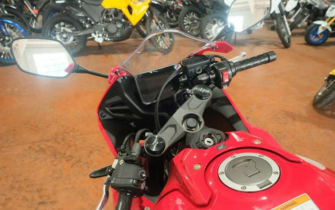 2026 Honda CBR650R E-Clutch