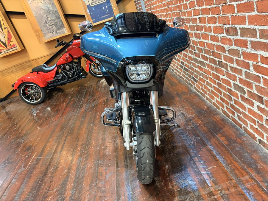 2026 Harley-Davidson Street Glide FLHX