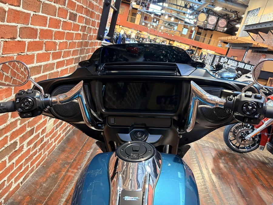 2026 Harley-Davidson Street Glide FLHX