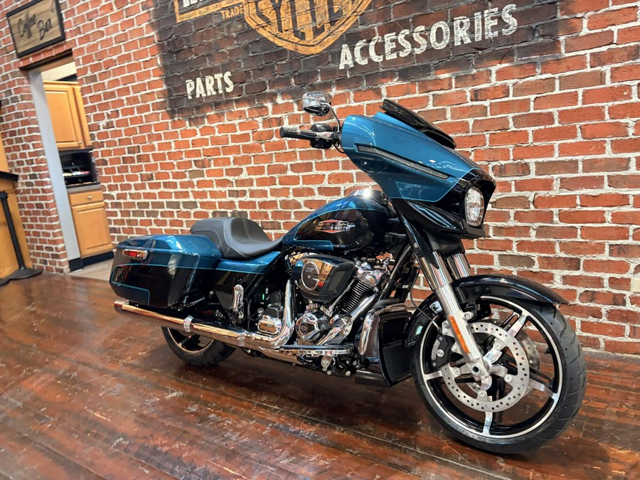 2026 Harley-Davidson Street Glide FLHX