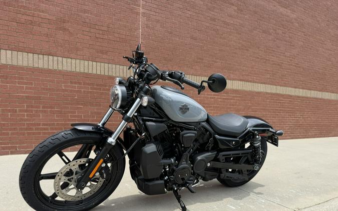 2026 Harley-Davidson® Nightster® Dark Billiard Gray