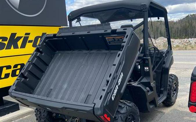 2023 Can-Am Defender DPS HD9