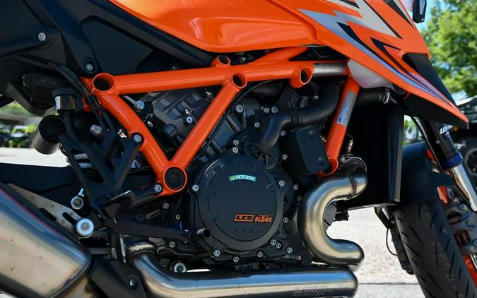 2023 KTM 1290 Super Duke R Evo